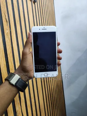 Apple iPhone 7 Plus 32 GB