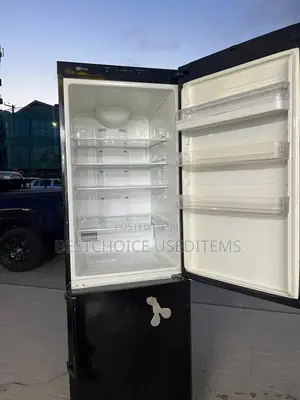 Friji La Samsung Zuri Bado Jipya Used Bado Jipya