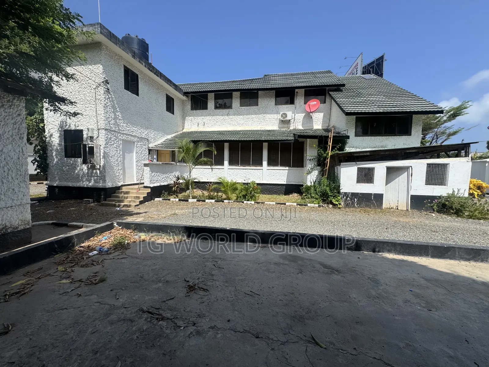 6bdrm Bungalow in Upanga West Near, Kinondoni for sale