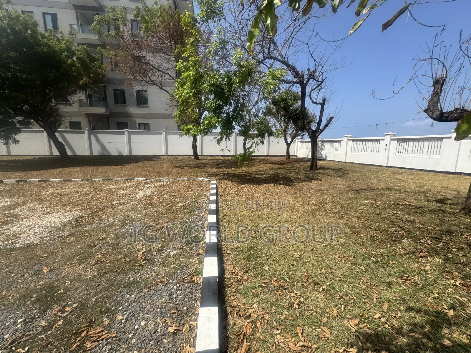 6bdrm Bungalow in Upanga West Near, Kinondoni for sale