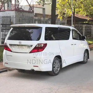 Toyota Alphard 2.4 Petrol AWD 2009 White