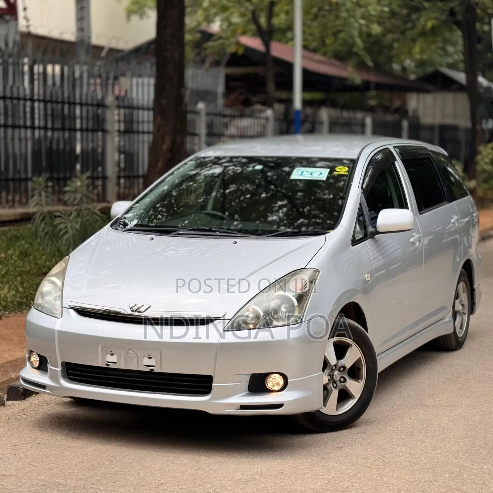 Toyota Wish 2004 Silver