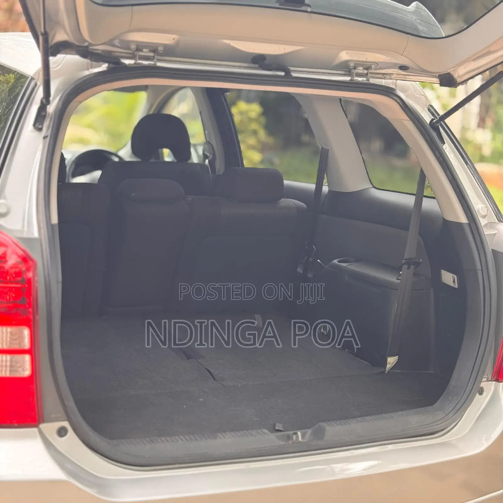 Toyota Wish 2004 Silver