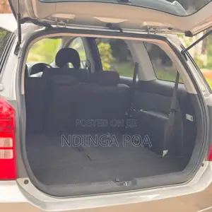 Toyota Wish 2004 Silver