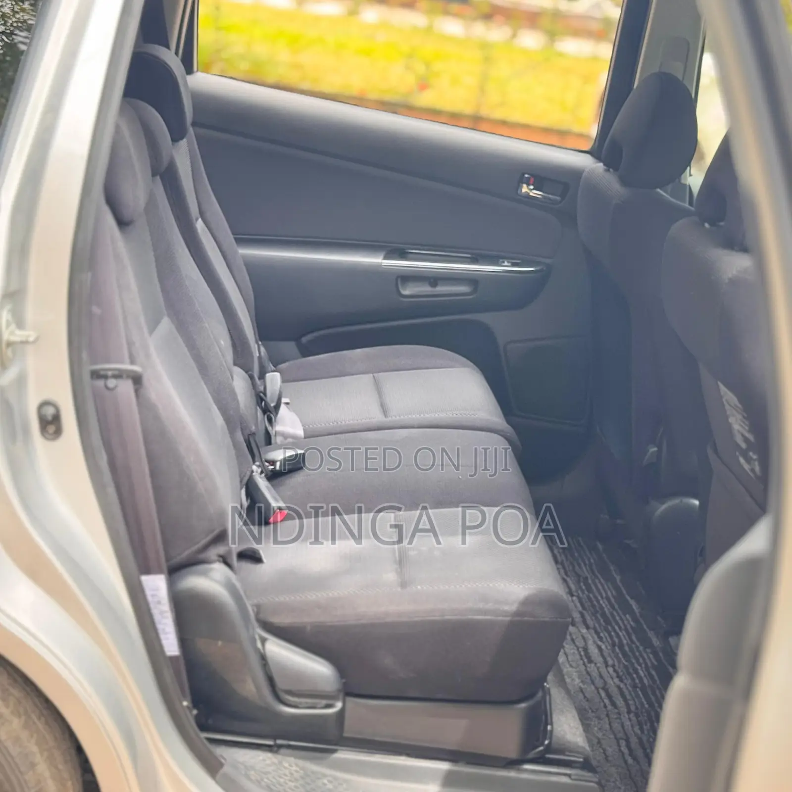Toyota Wish 2004 Silver