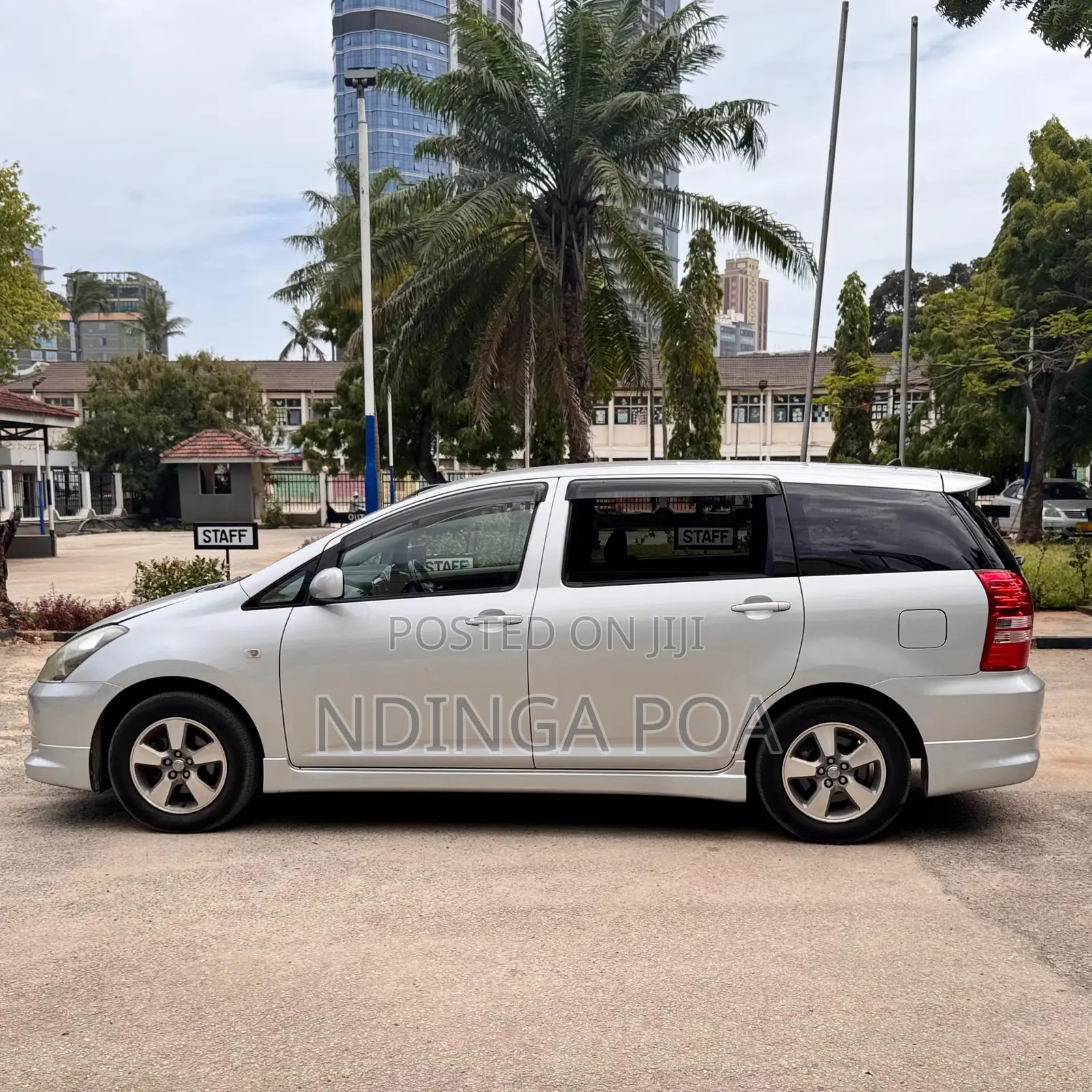 Toyota Wish 2004 Silver