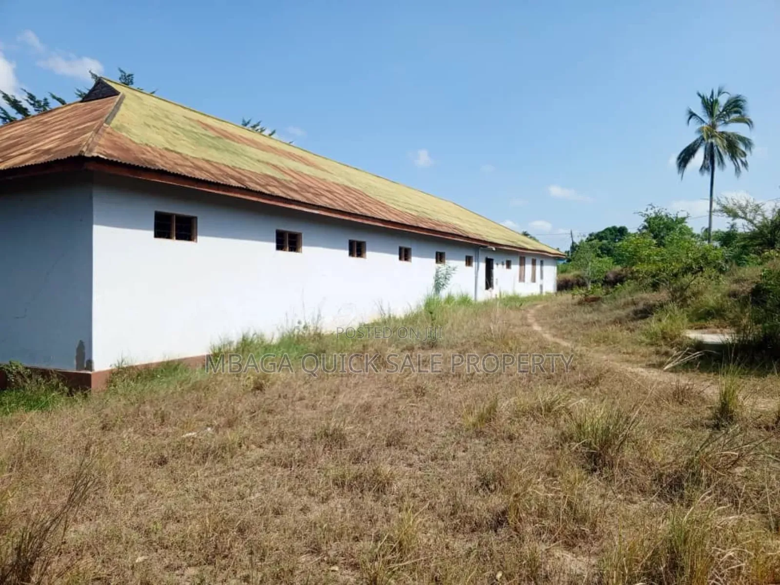 8 Bed Room House for Sale at Mbezi Luguluni Ideal for Hospit