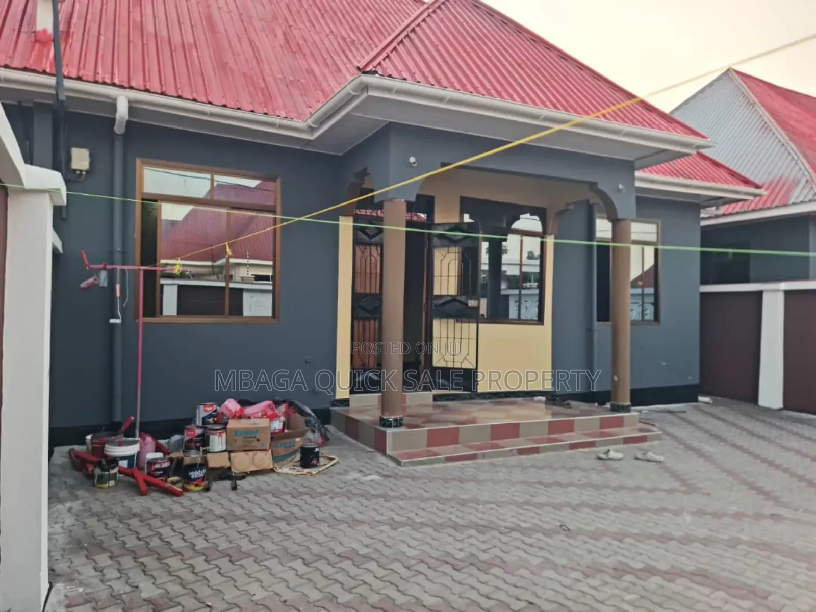 3bdrm Apartment in Chamanzi, Mbagala for sale