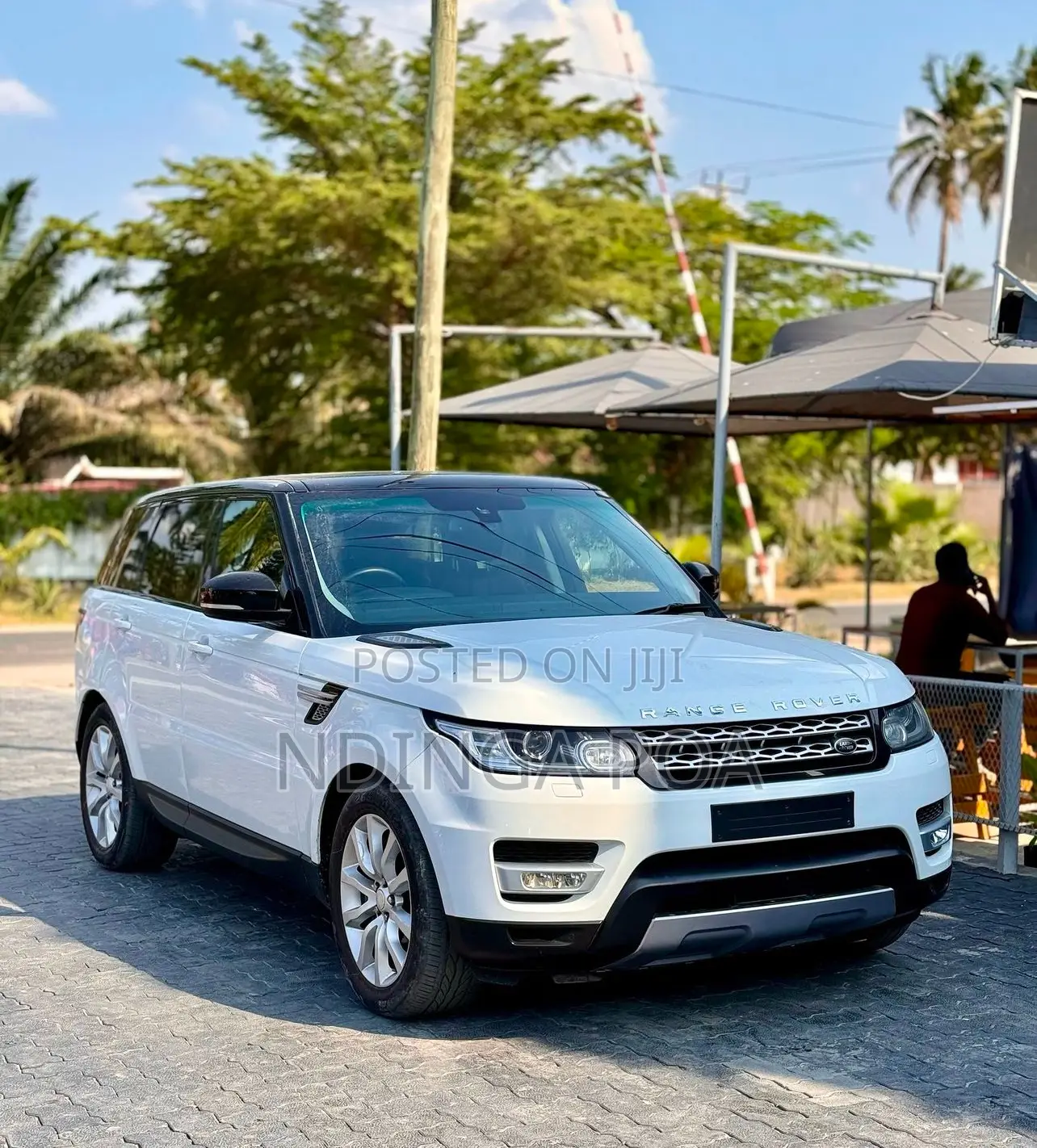 Land Rover Range Rover Evoque HSE Dynamic 4x4 5-Door 2017 White