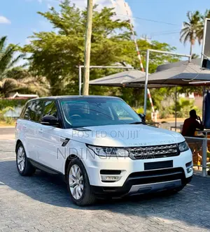 Land Rover Range Rover Evoque HSE Dynamic 4x4 5-Door 2017 White