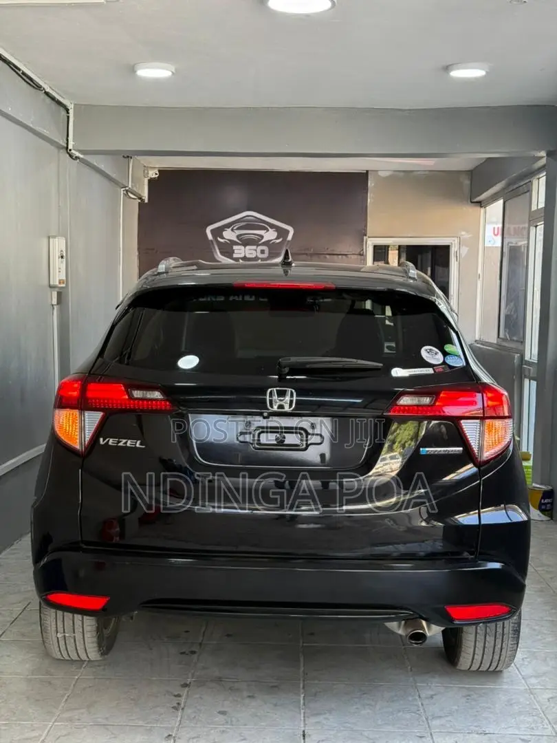 Honda Vezel 2016 Black
