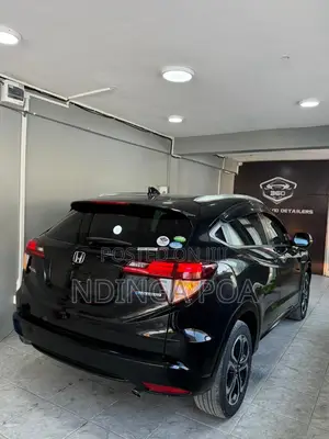 Honda Vezel 2016 Black