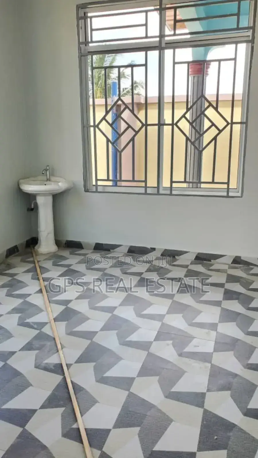 3bdrm House in Kibada, Kigamboni for sale