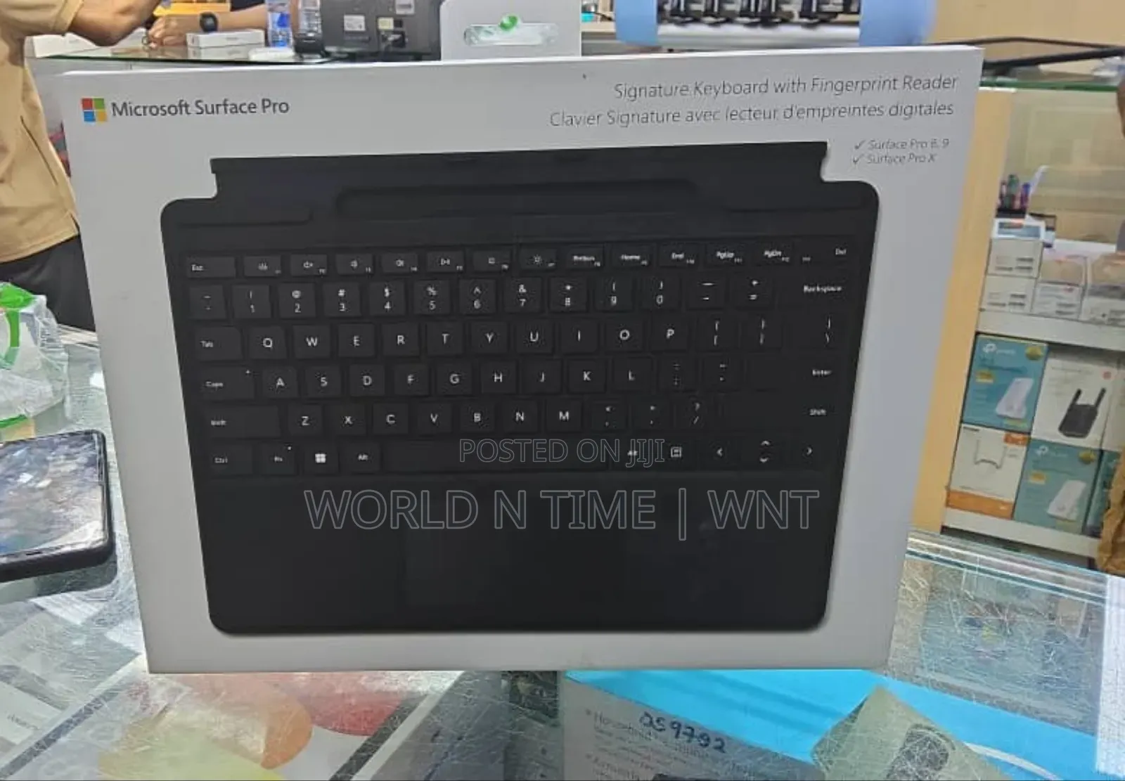 Microsoft Surface Pro Keyboard With Finger Print - Black