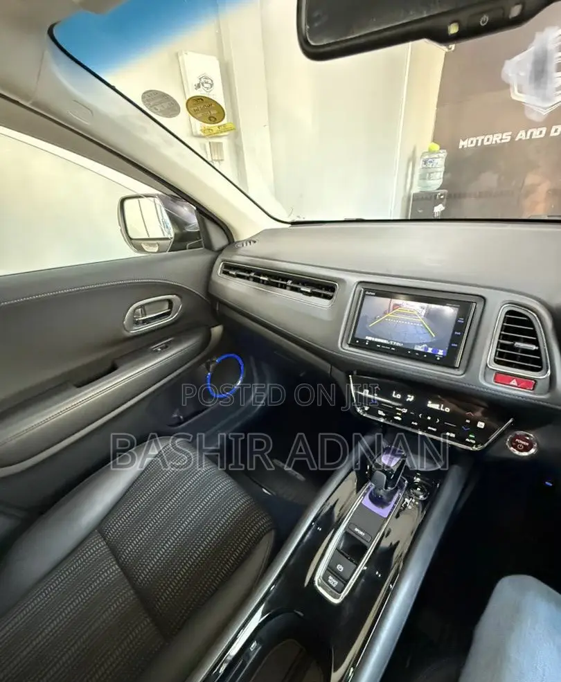 Honda Vezel 2016 Black