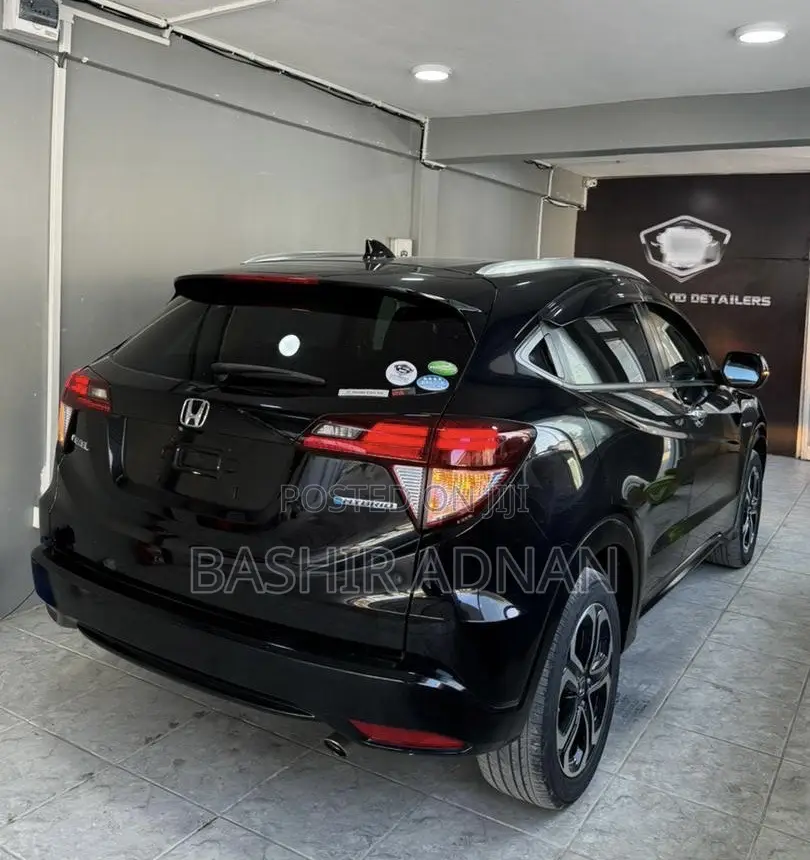 Honda Vezel 2016 Black