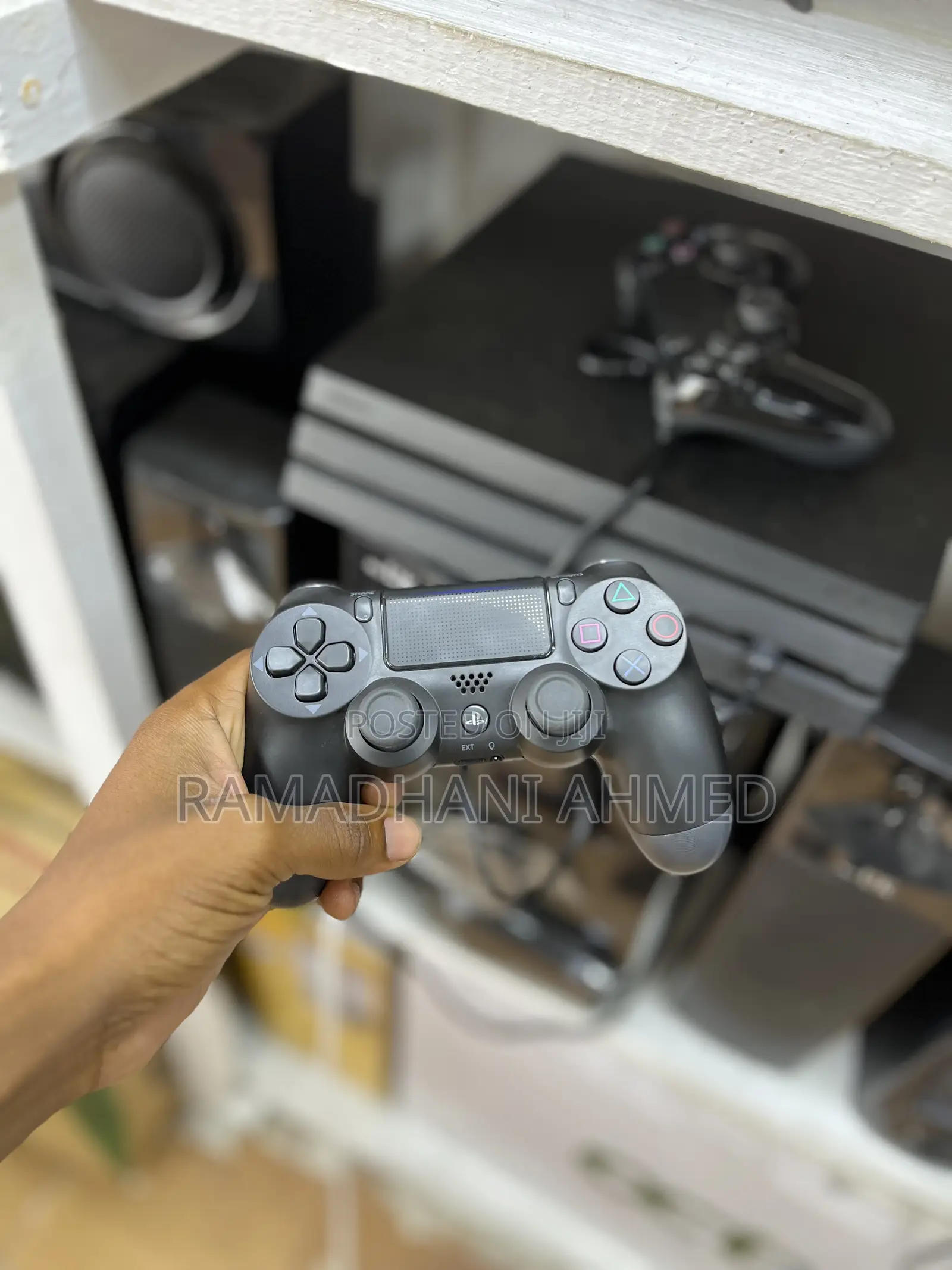 Ps4 PRO Used Clean