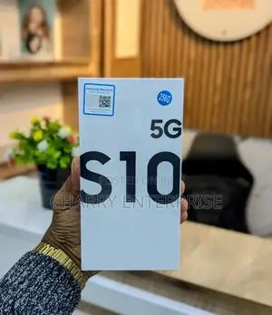 New Samsung Galaxy S10 5G 256 GB