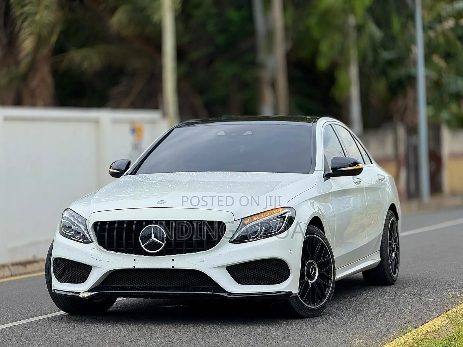 Mercedes-Benz C200 2015 White