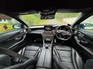 Mercedes-Benz C200 2015 White