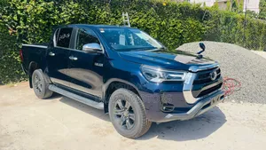 Toyota Hilux 2022 Blue