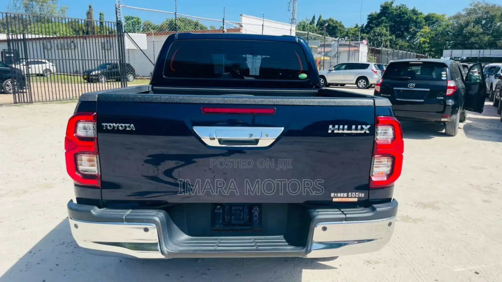 Toyota Hilux 2022 Blue
