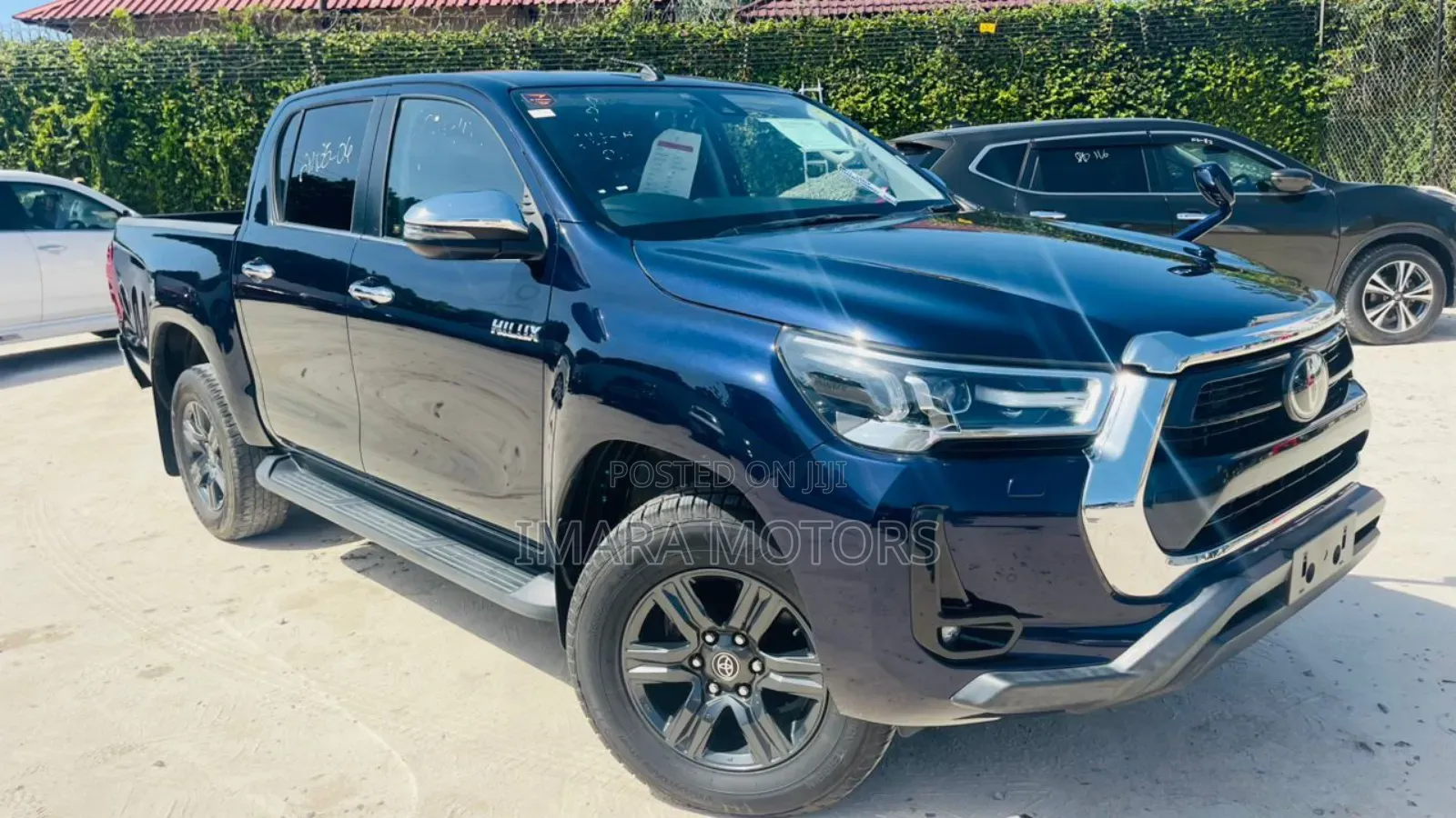 Toyota Hilux 2022 Blue