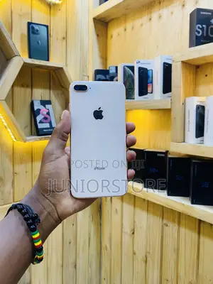 Apple iPhone 8 Plus 64 GB White