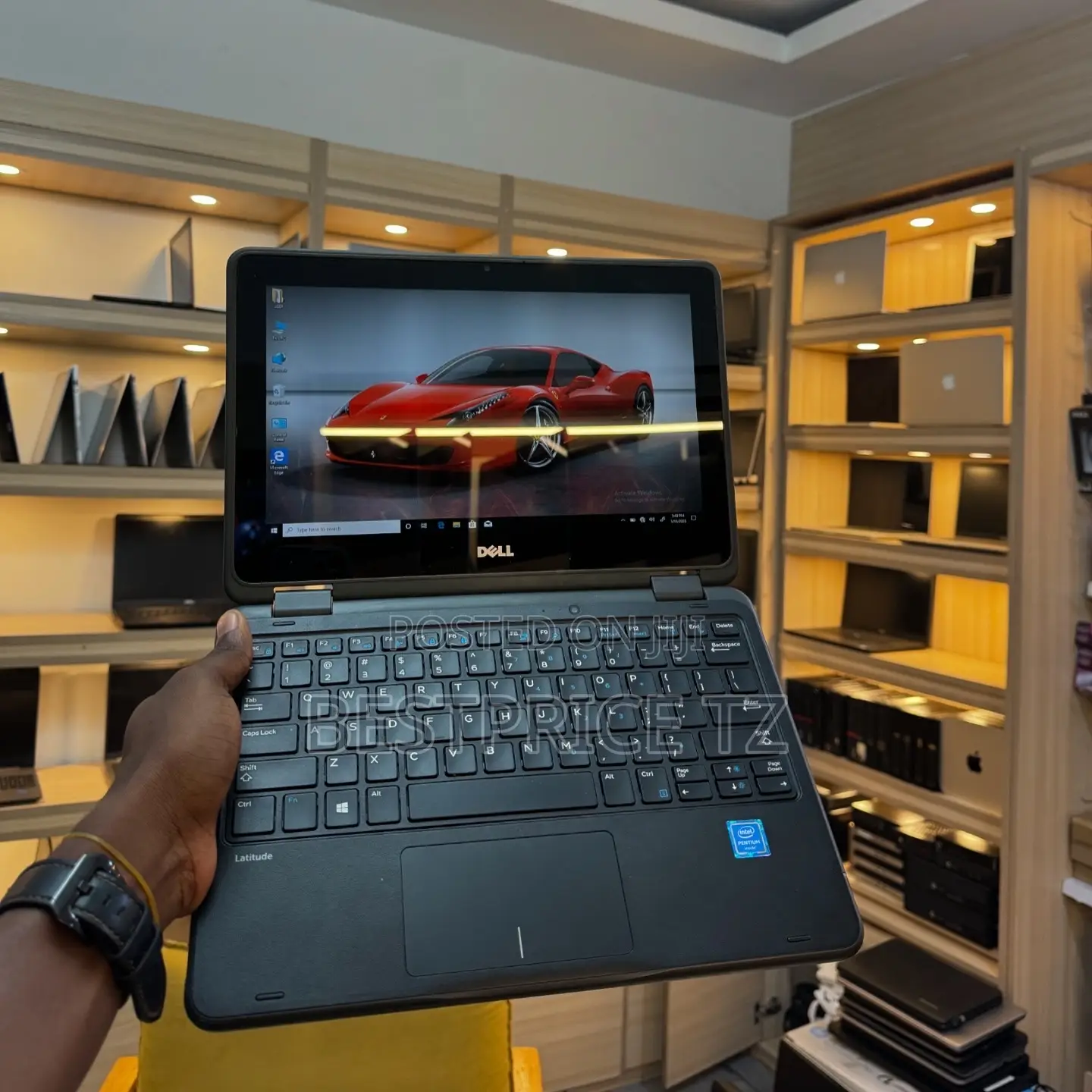 Laptop Dell Latitude 3189 4GB Intel HDD+SSD 128GB