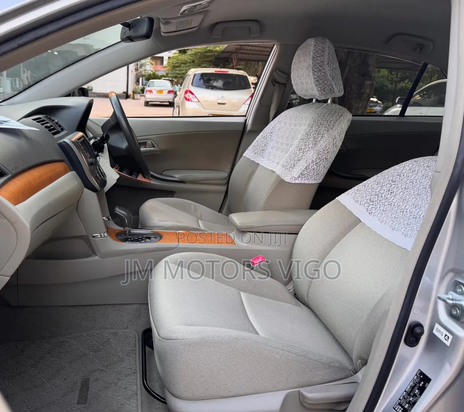 Toyota Premio 2013 Silver
