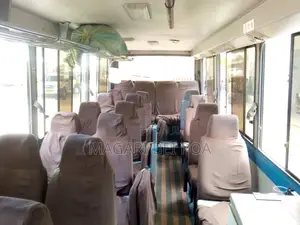 Hino Dutro 2014 White