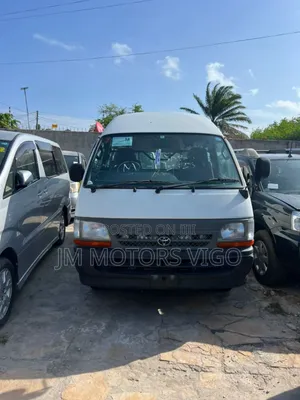 Toyota HiAce 1998 White