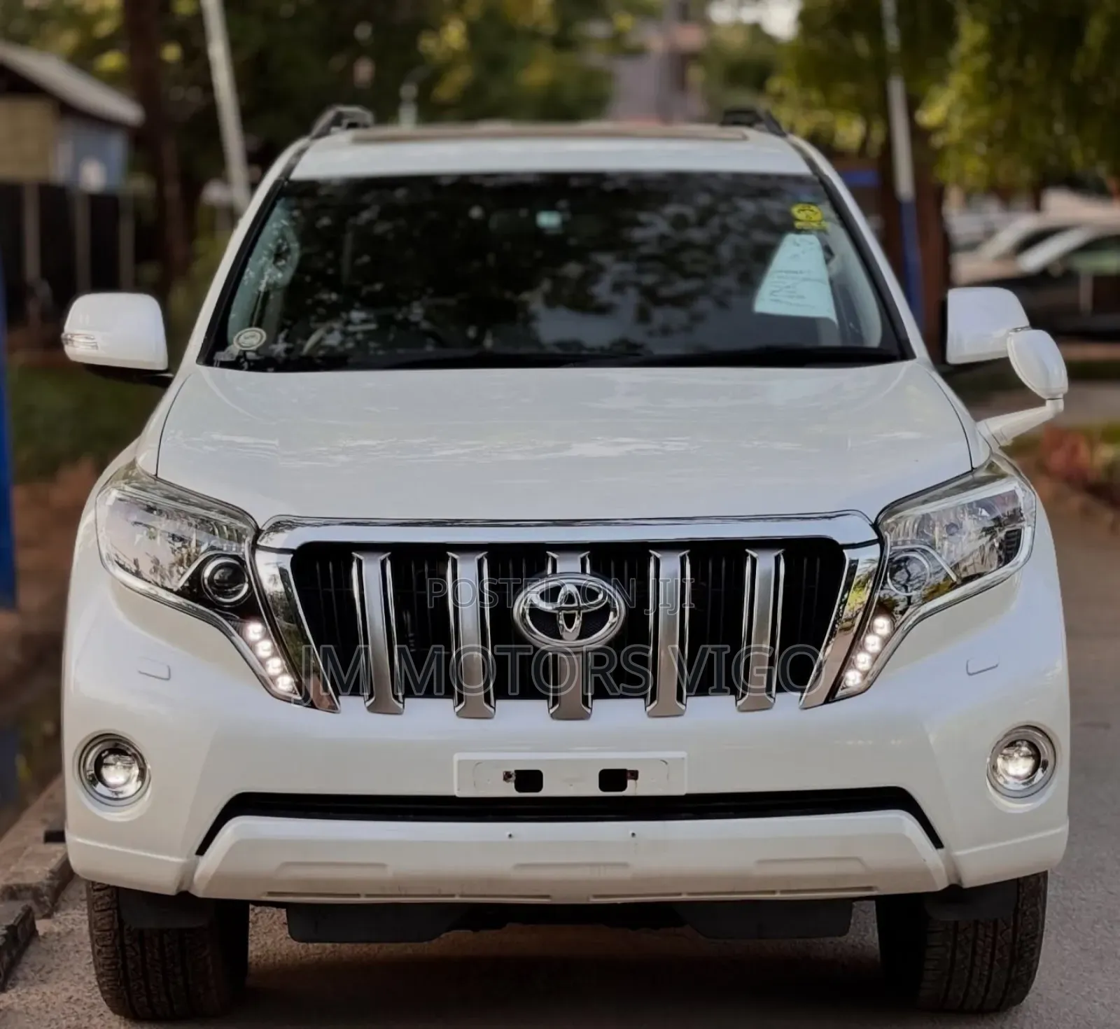 Toyota Land Cruiser Prado 2015 Pearl
