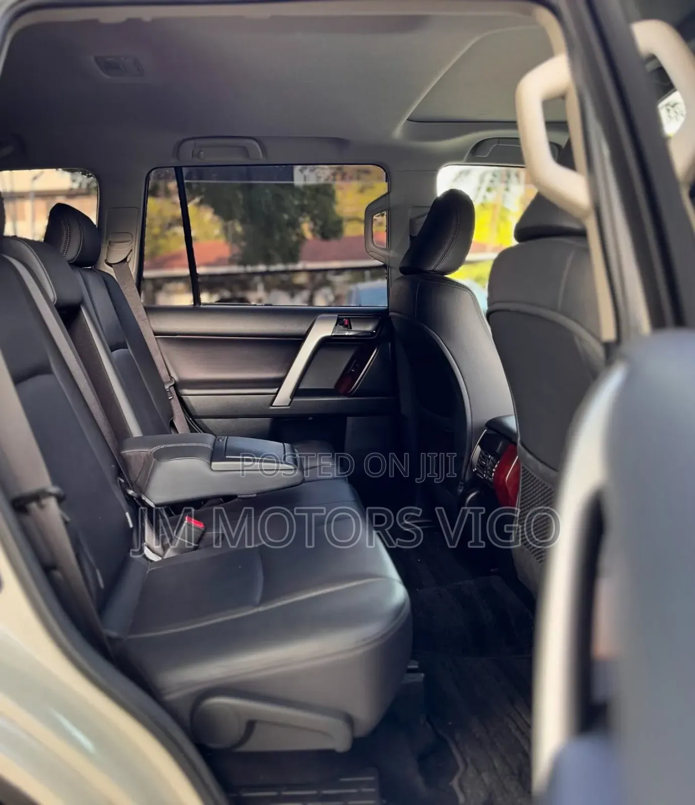 Toyota Land Cruiser Prado 2015 Pearl