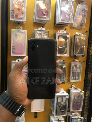 Samsung Galaxy A04 64 GB Black