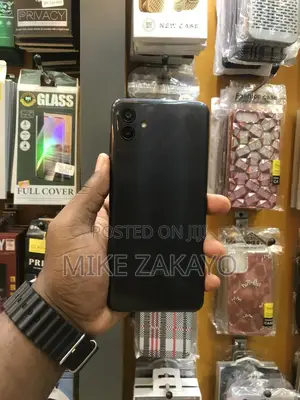 Samsung Galaxy A04 64 GB Black