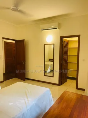 Furnished 3bdrm Apartment in Oyster Bay for rent