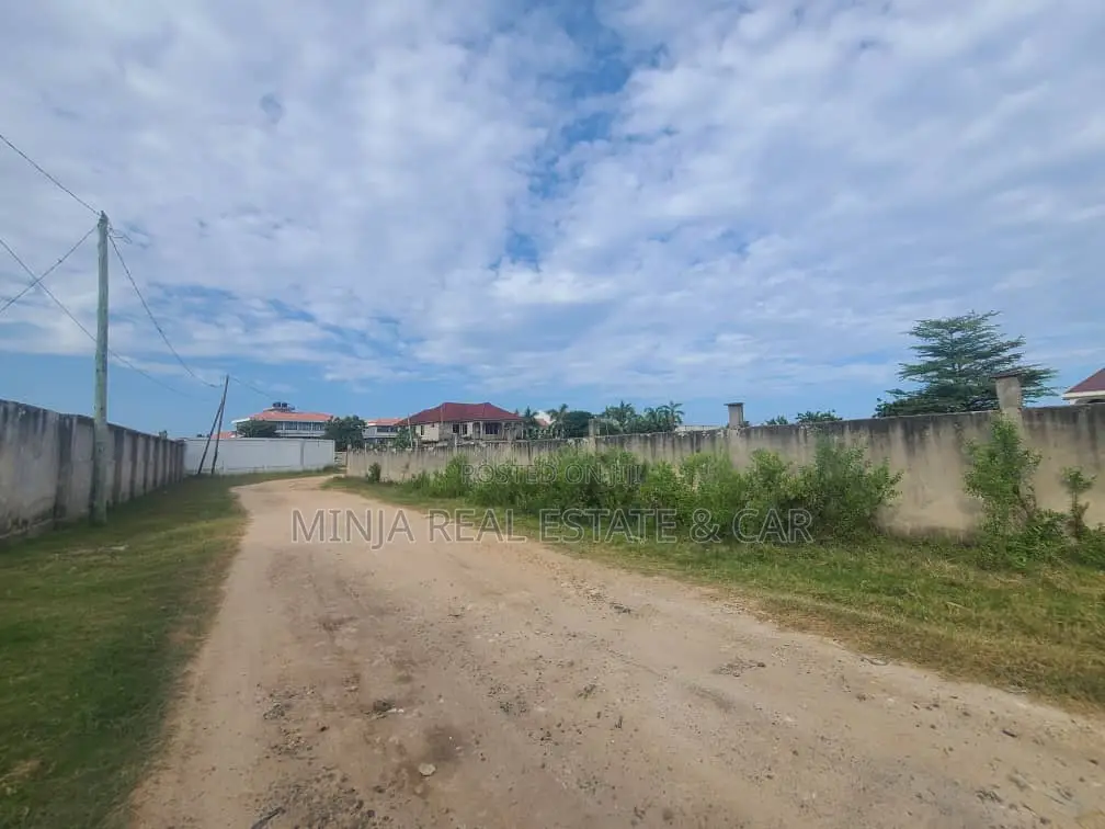 Plot for Sale Kunduchi Mtongani