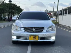 Toyota Crown 2004 Silver