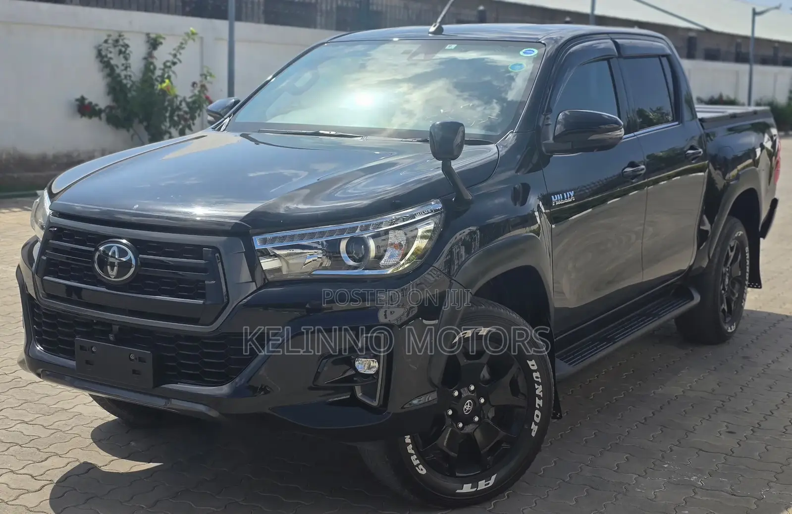 Toyota Hilux 2020 Black