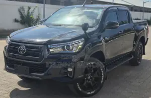 Toyota Hilux 2020 Black