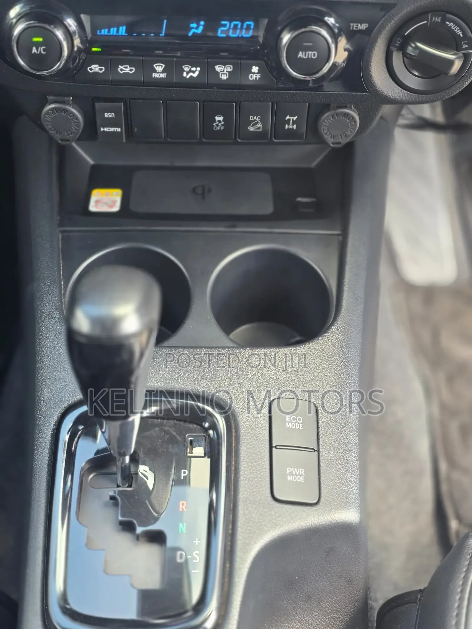 Toyota Hilux 2020 Black