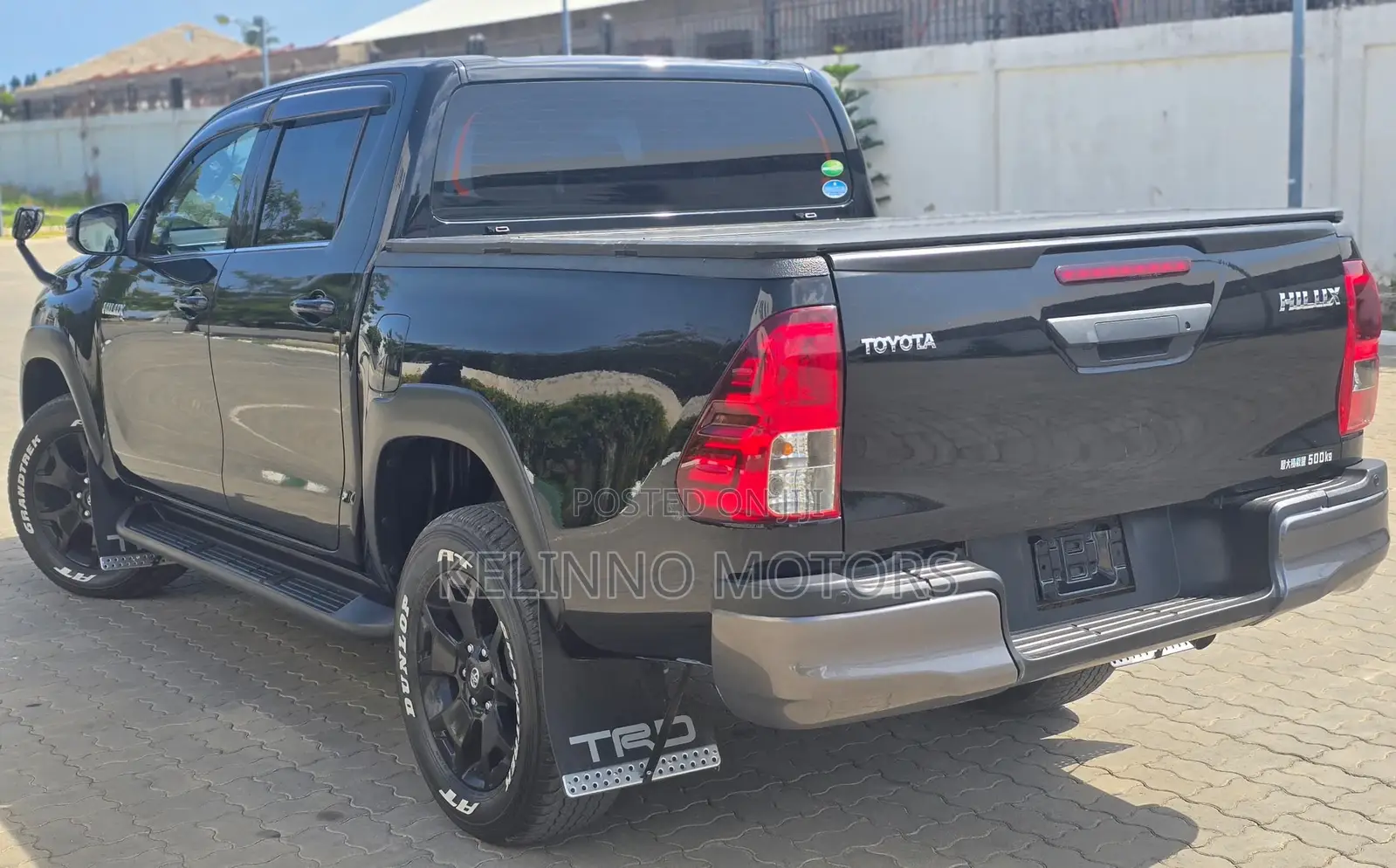 Toyota Hilux 2020 Black