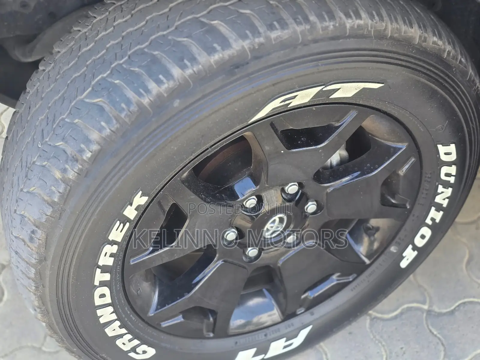 Toyota Hilux 2020 Black