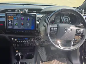 Toyota Hilux 2020 Black