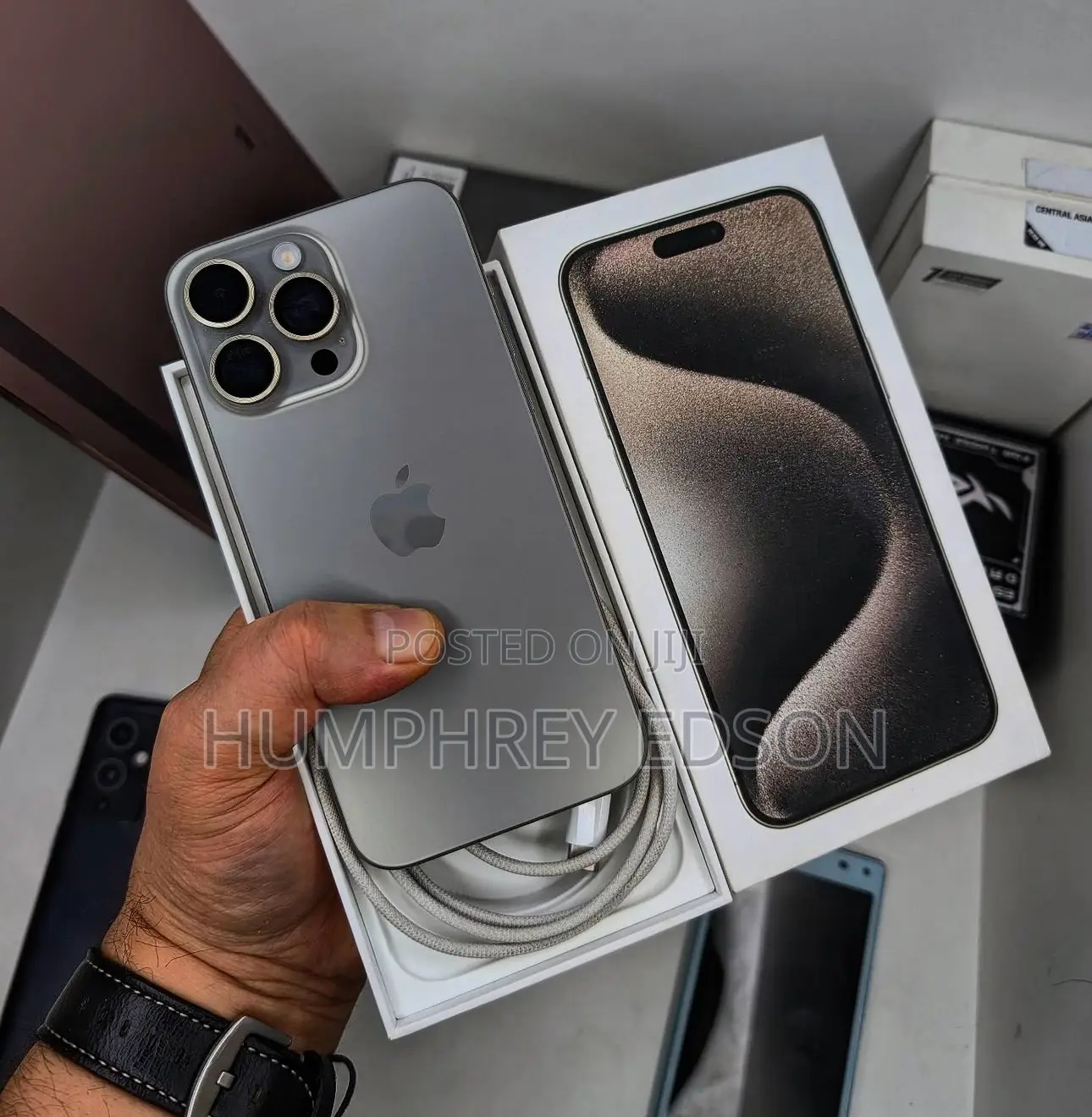 New Apple iPhone 15 Pro Max 256 GB