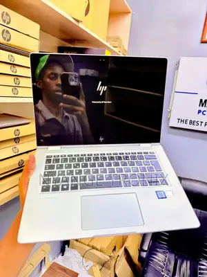 Laptop HP EliteBook 1030 8GB Intel Core I5 SSD 256GB