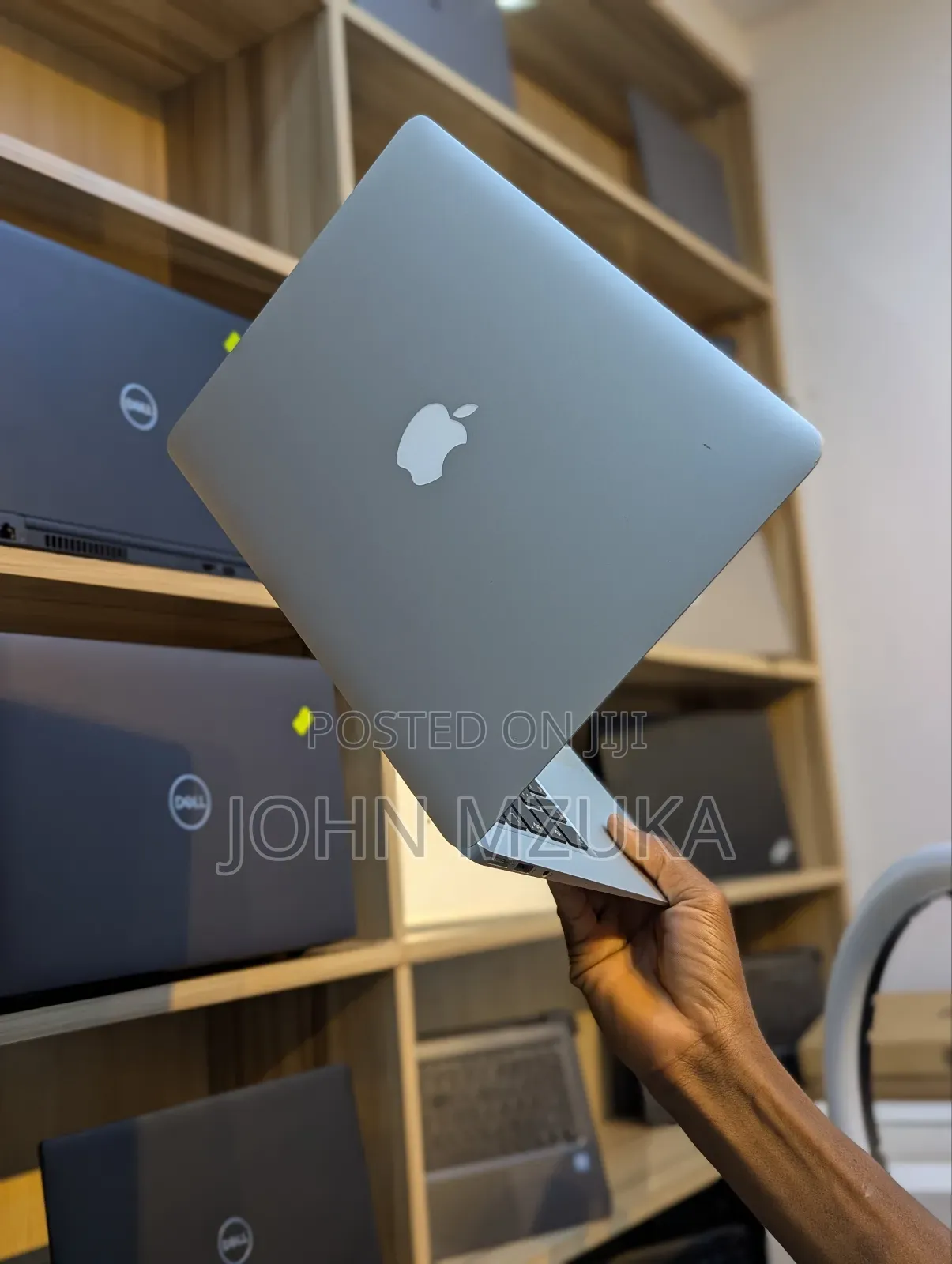 Laptop Apple MacBook Pro 2015 8GB Intel Core I5 SSD 256GB