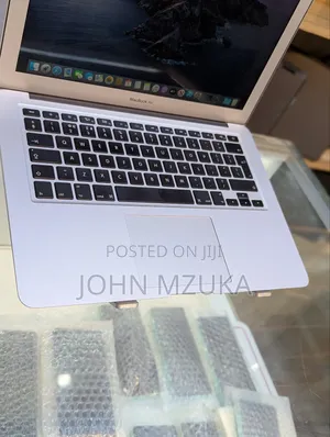 Laptop Apple MacBook Air 2017 8GB Intel Core I5 SSD 256GB