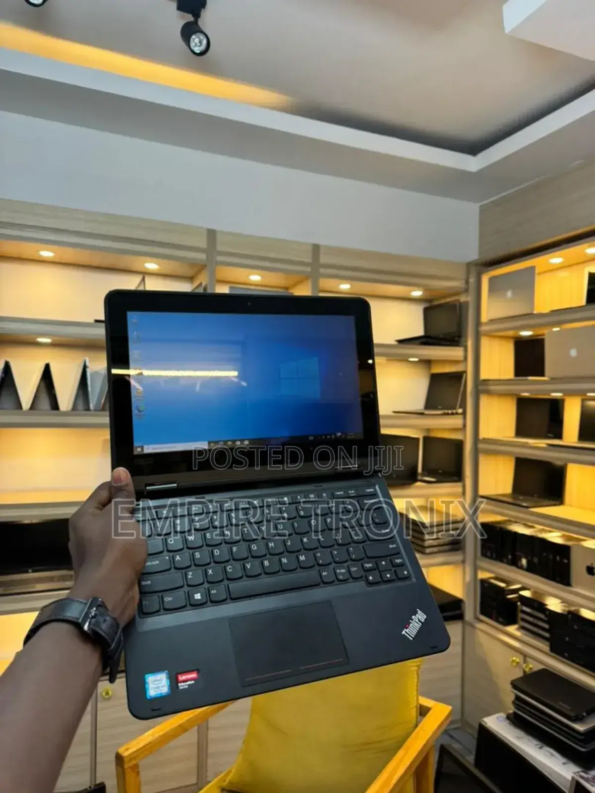 Laptop Lenovo Yoga 11e 4GB Intel Core I3 HDD 500GB